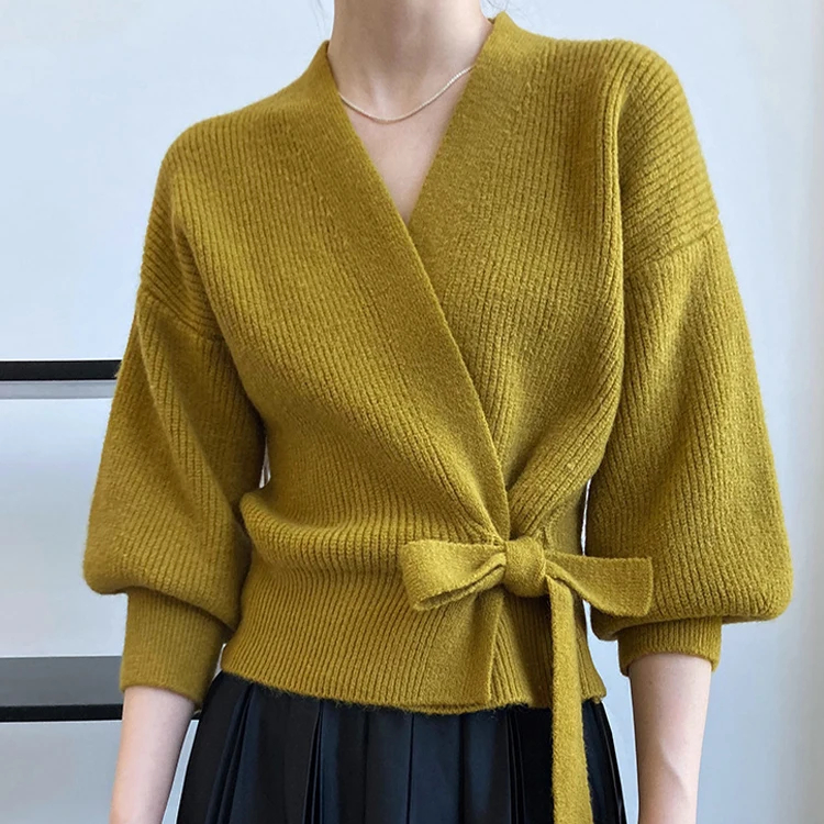 Gilet cache-cœur manches boules pour femme