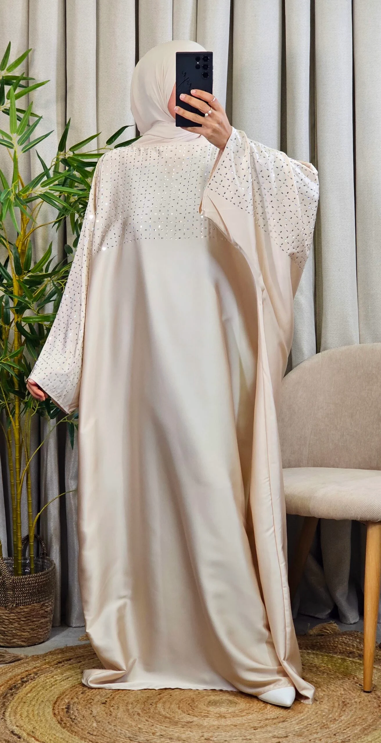 Robe oversize strass beige – Image 4