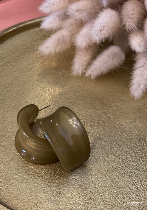 Boucles créoles en résine kaki – Image 3