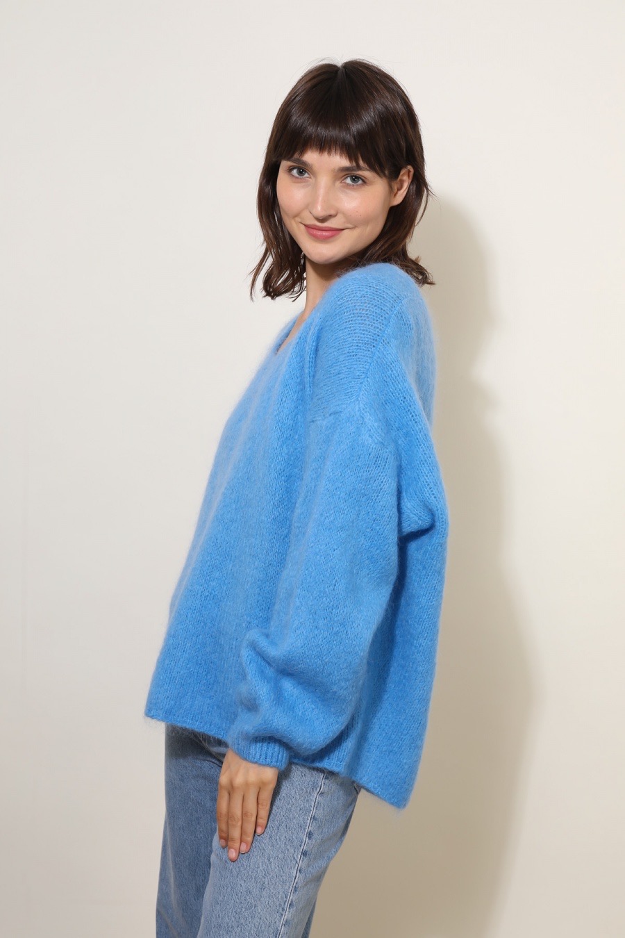 PULL NAIS EN COL V LOOSE EN MOHAIR ET LAINE – Image 2