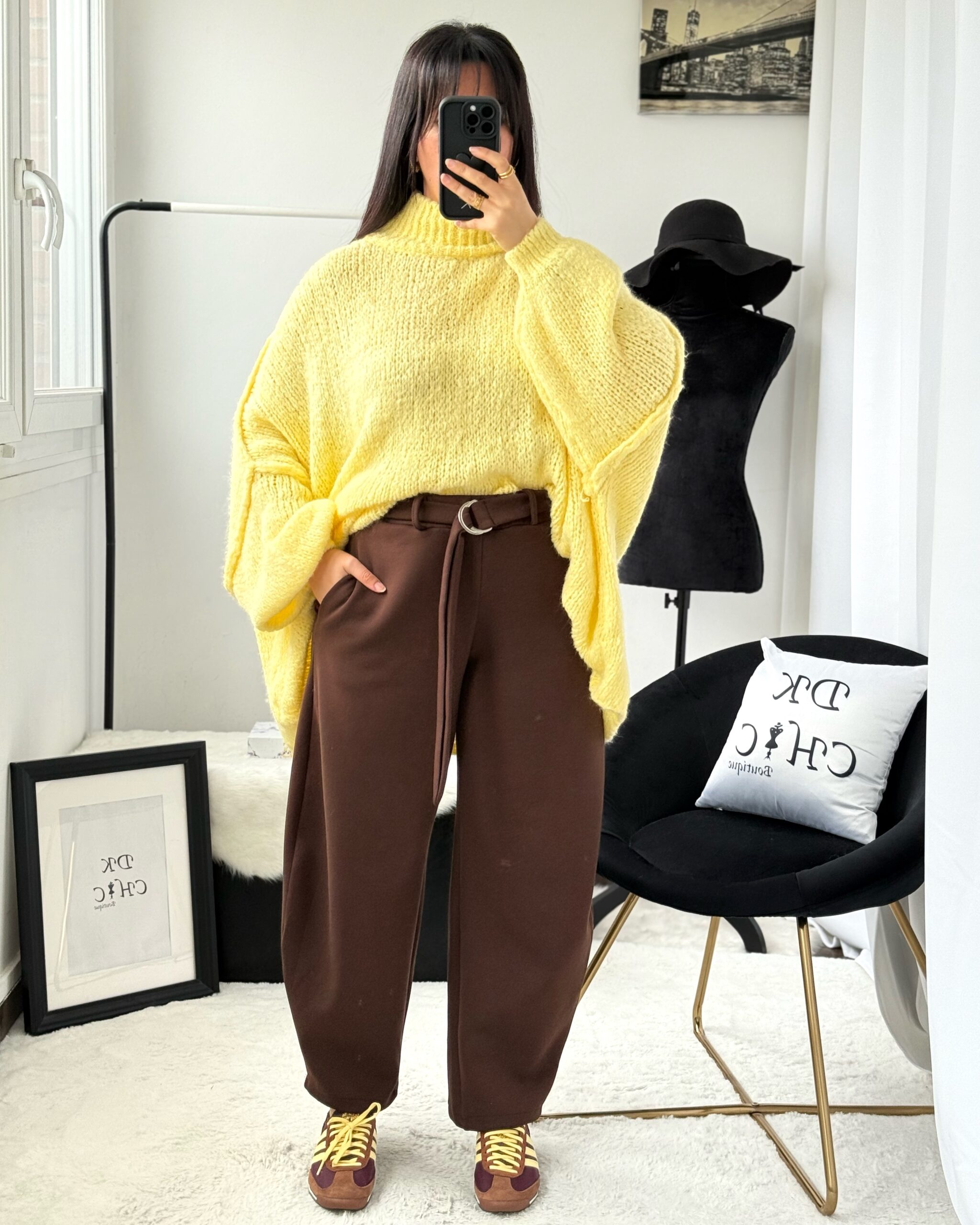 Pantalon à Coupe Bouffante avec Ceinture Marron – Image 2