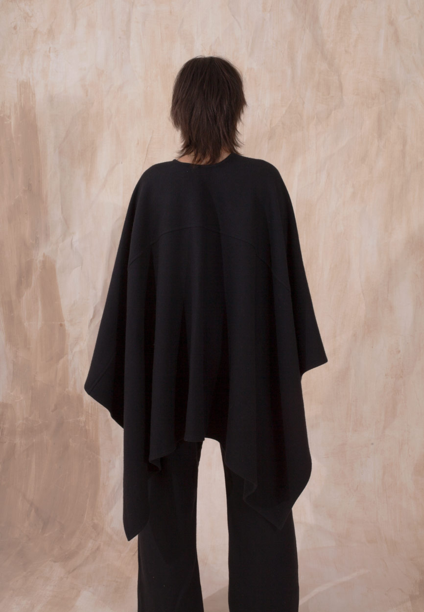 Yak Wool Cape – Image 2
