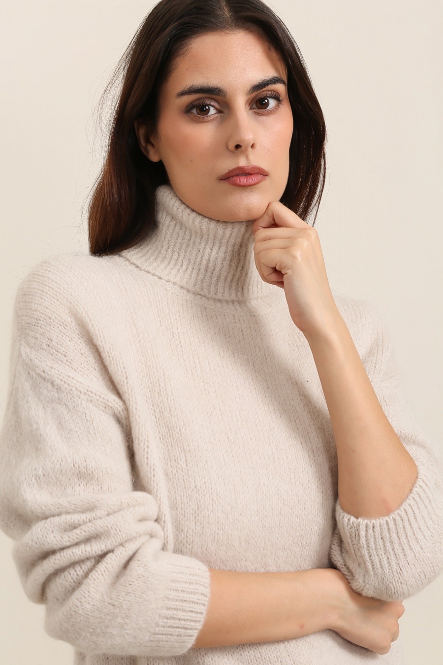 PULL NAIS COL ROULE EN ALPAGA SUPER FINE (12 couleurs ) – Image 3