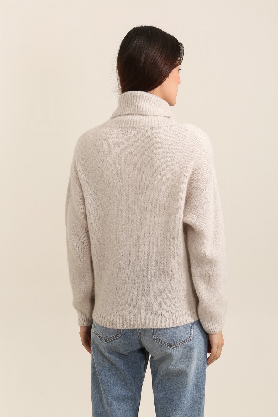 PULL NAIS COL ROULE EN ALPAGA SUPER FINE (12 couleurs ) – Image 4