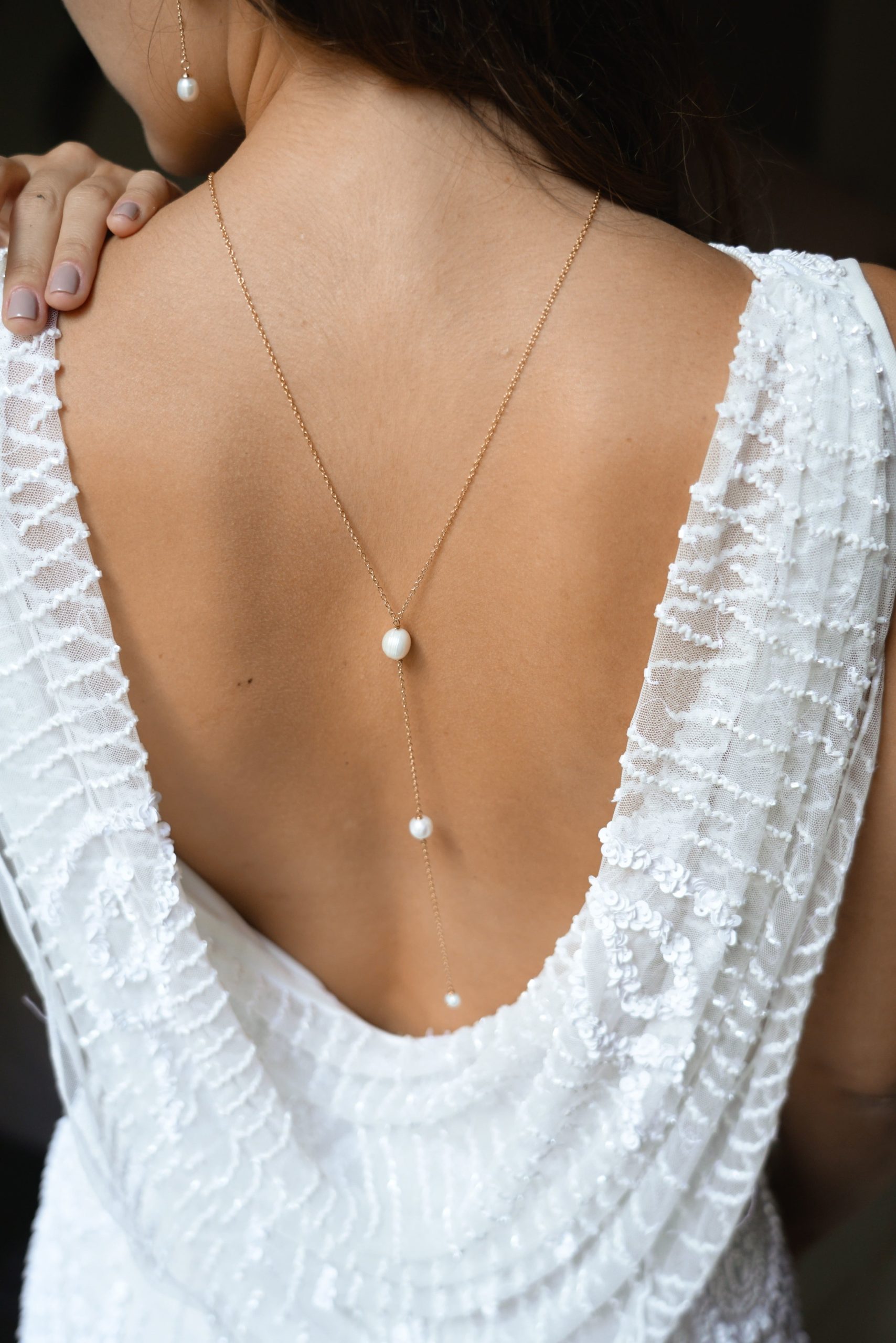Attirante – Collier de dos Minimaliste – Image 8