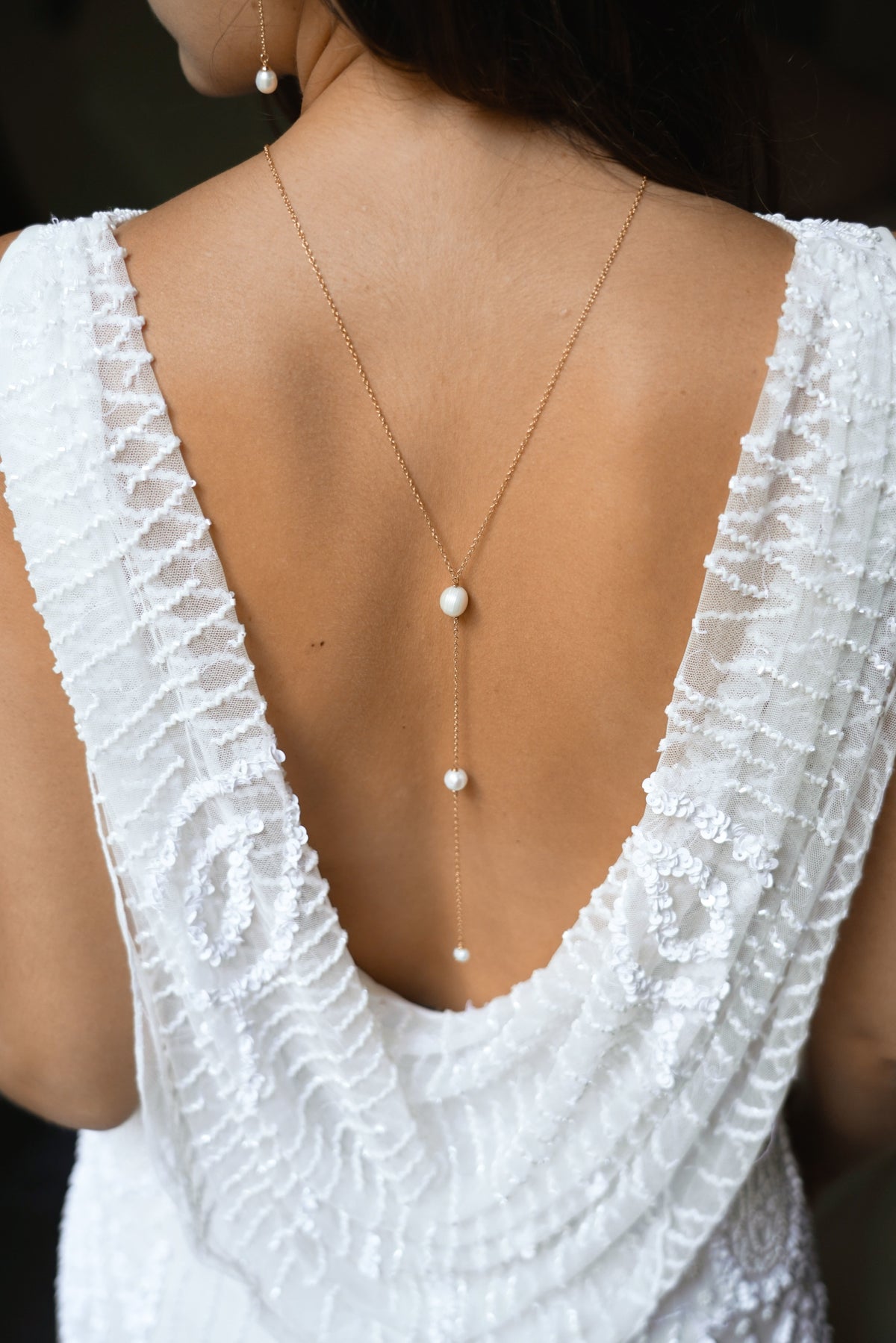 Attirante – Collier de dos Minimaliste – Image 2
