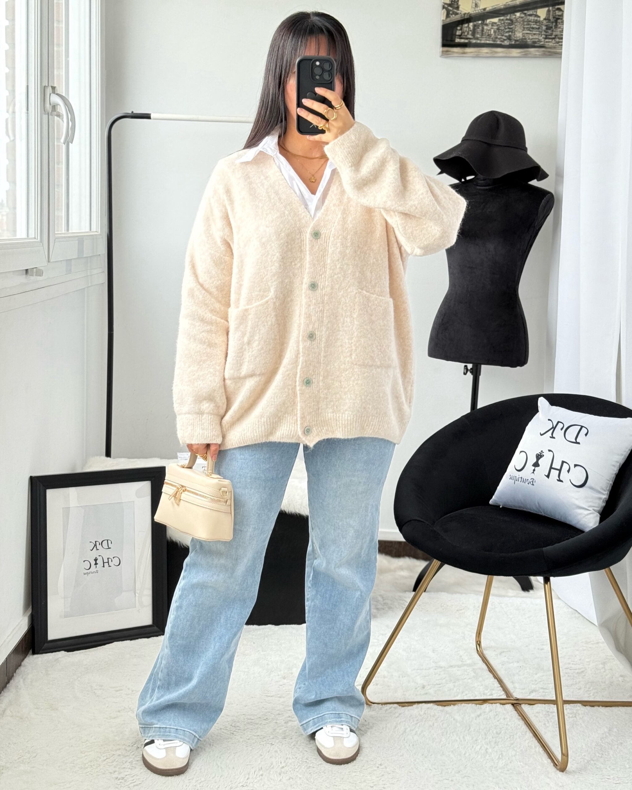 Cardigan Gilet Laine à Poches Mi-Long Écru – Image 3