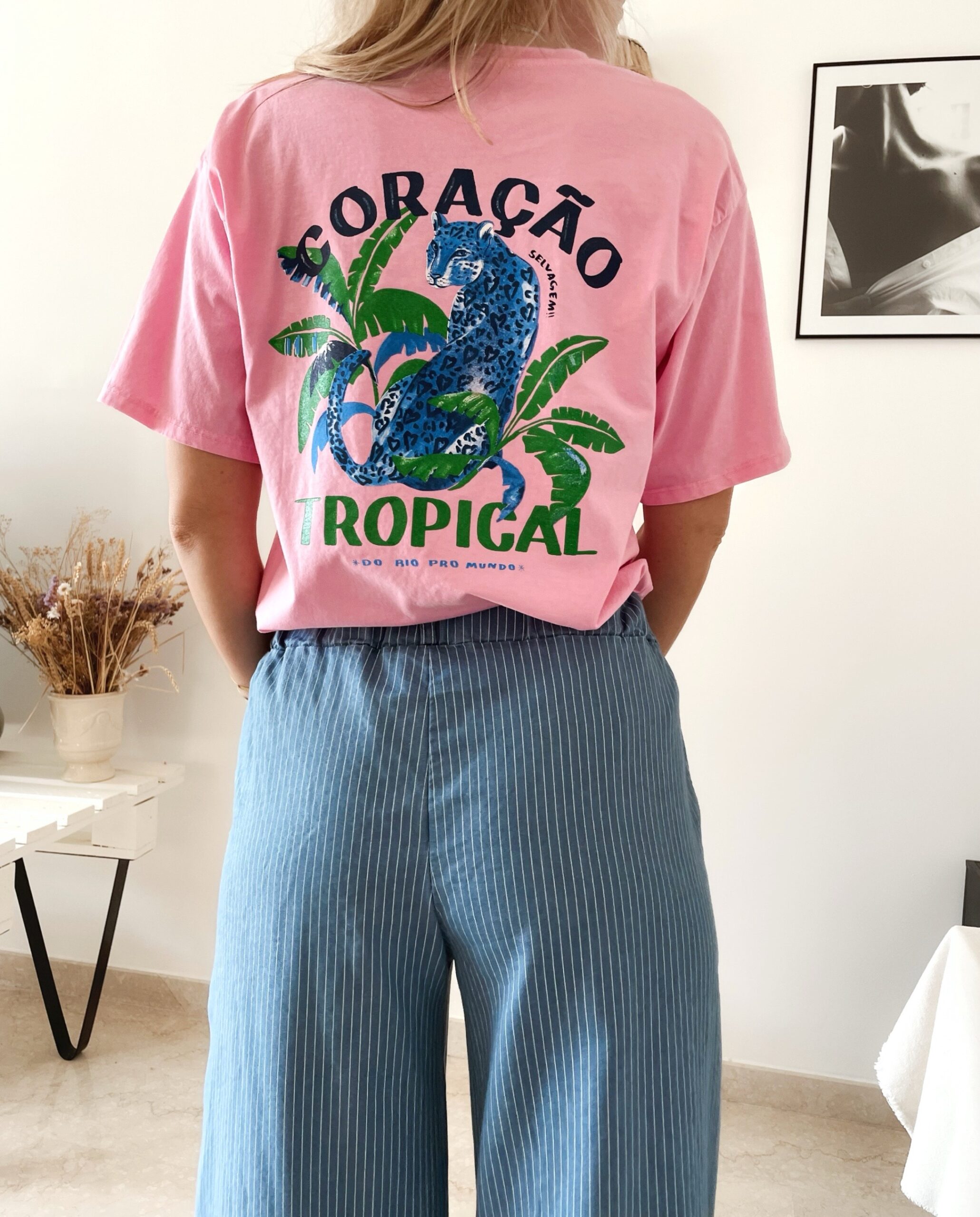 T-Shirt Rose Tropical – Image 3