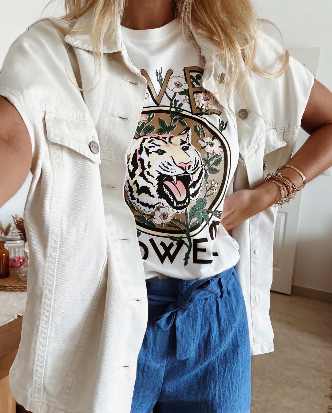 T-Shirt Motif Tigre Doré Love Power – Image 2